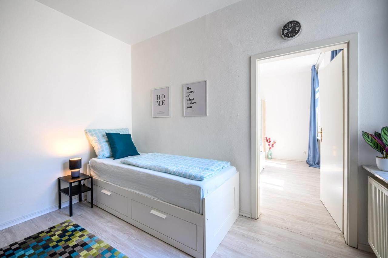 Grosszuegige Wohnung, Top-Lage Auf Dem Werder, Max 4 Personen Magdeburg Exterior foto